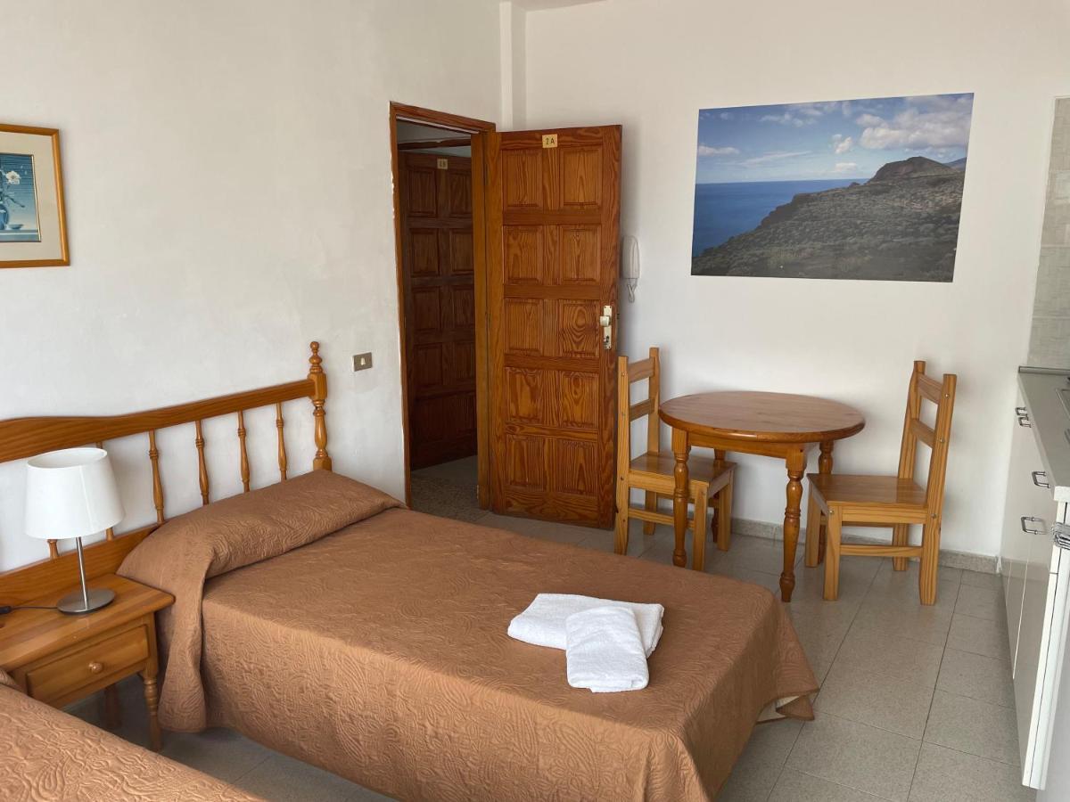 Apartamentos Tanajara La Restinga Eksteriør billede
