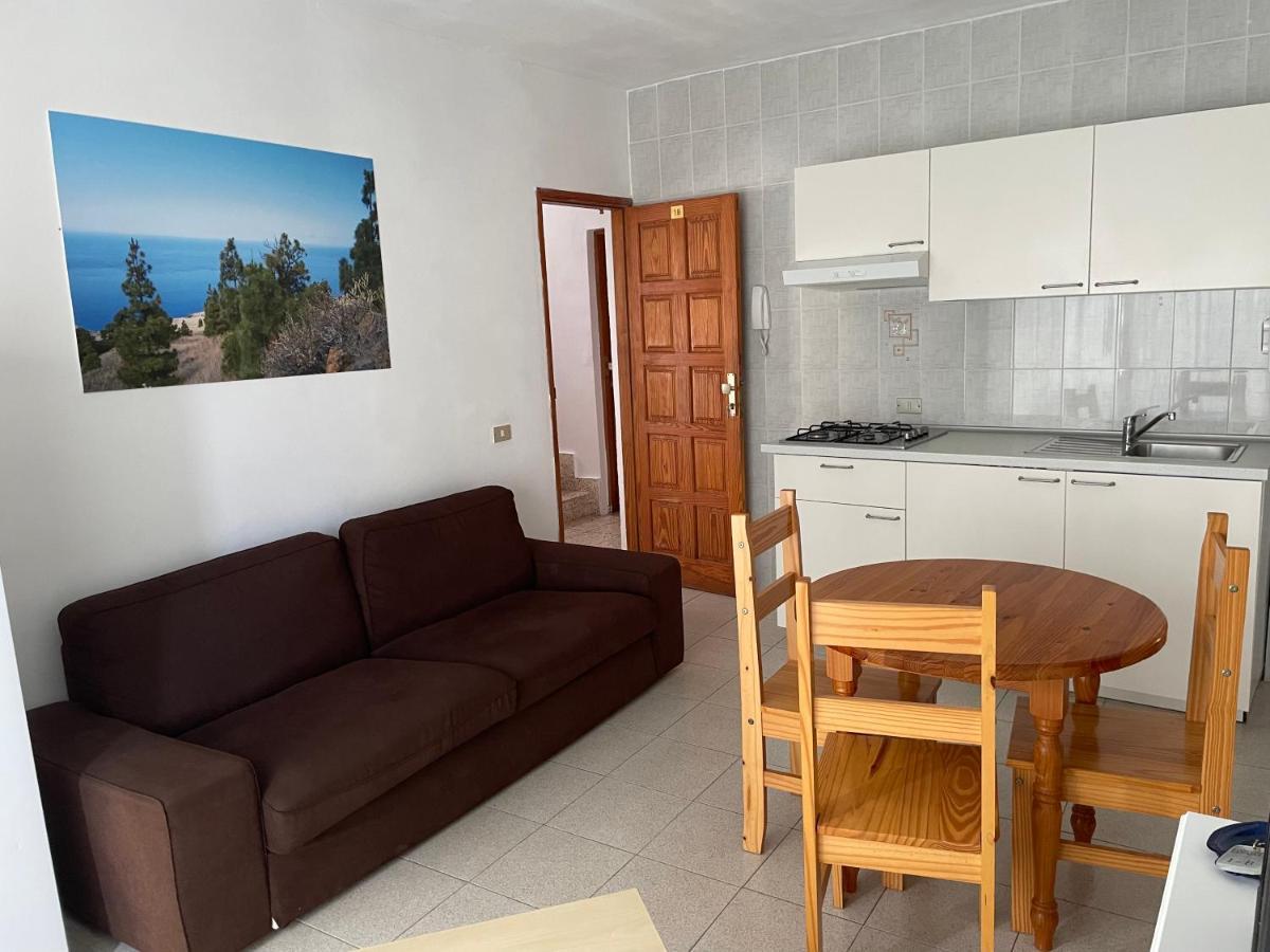 Apartamentos Tanajara La Restinga Eksteriør billede